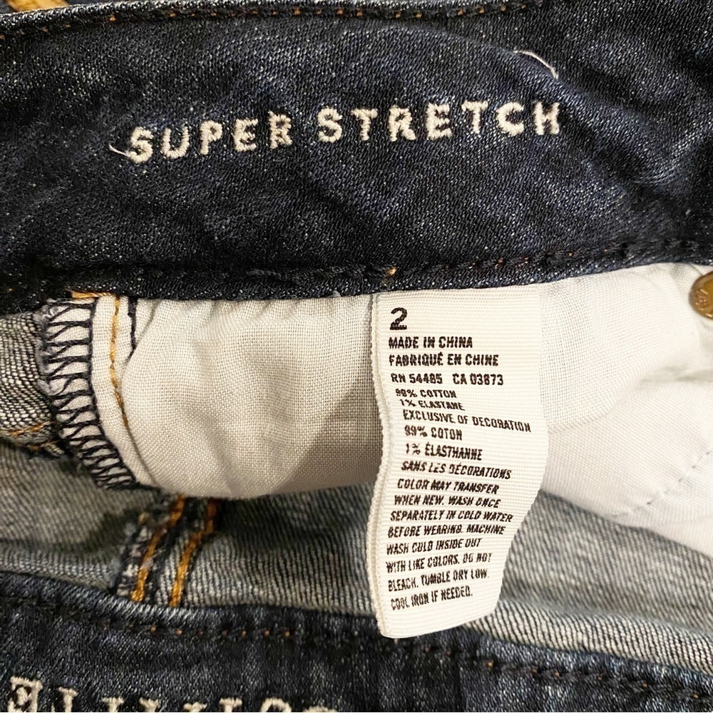 American Eagle | Super Stretch Jean Shorts Dark Wash Size 2 - Picture 6 of 6